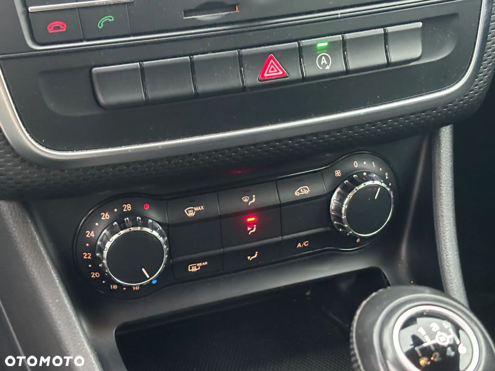 Mercedes-Benz Klasa A 160 SCORE - 23
