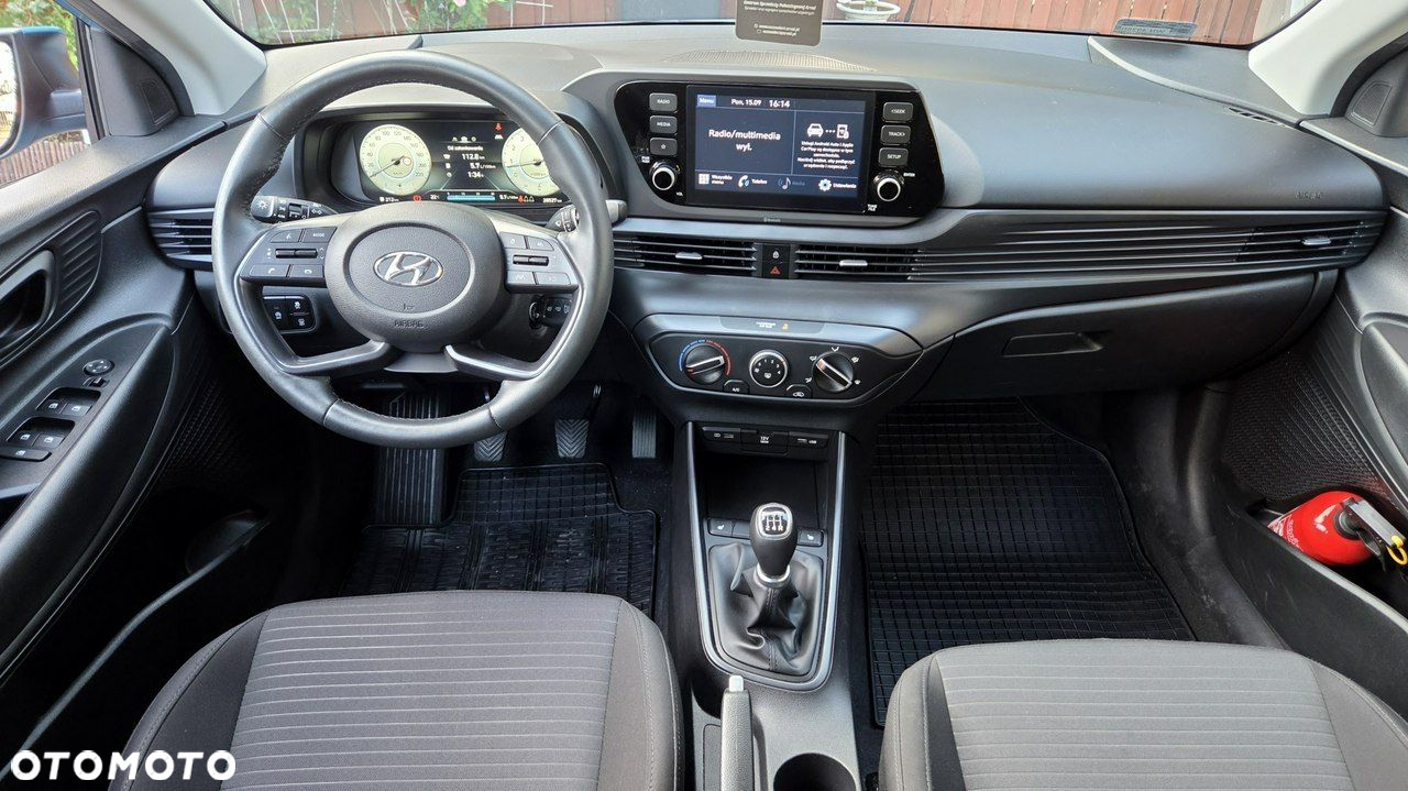 Hyundai i20 - 17