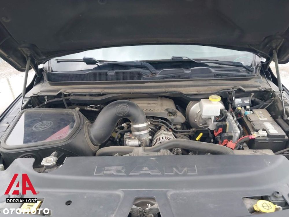 RAM 1500 - 12