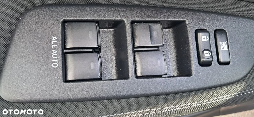 Toyota Auris 1.6 Comfort - 25