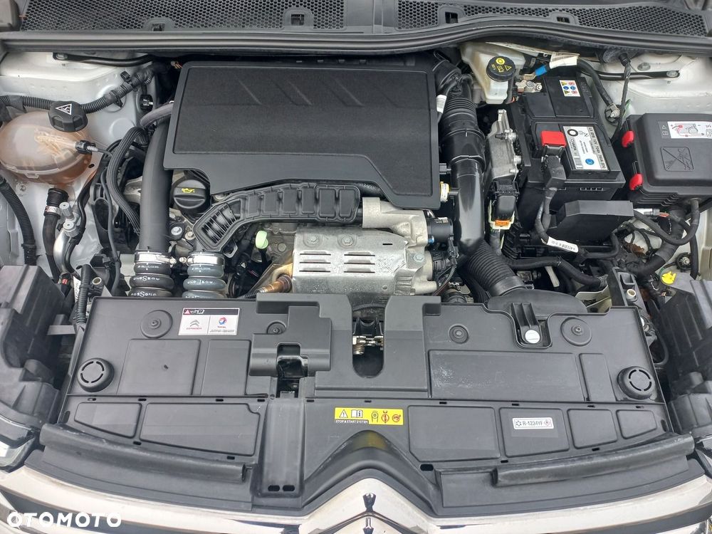 Citroën C4 1.2 PureTech Shine S&S EAT8 - 24