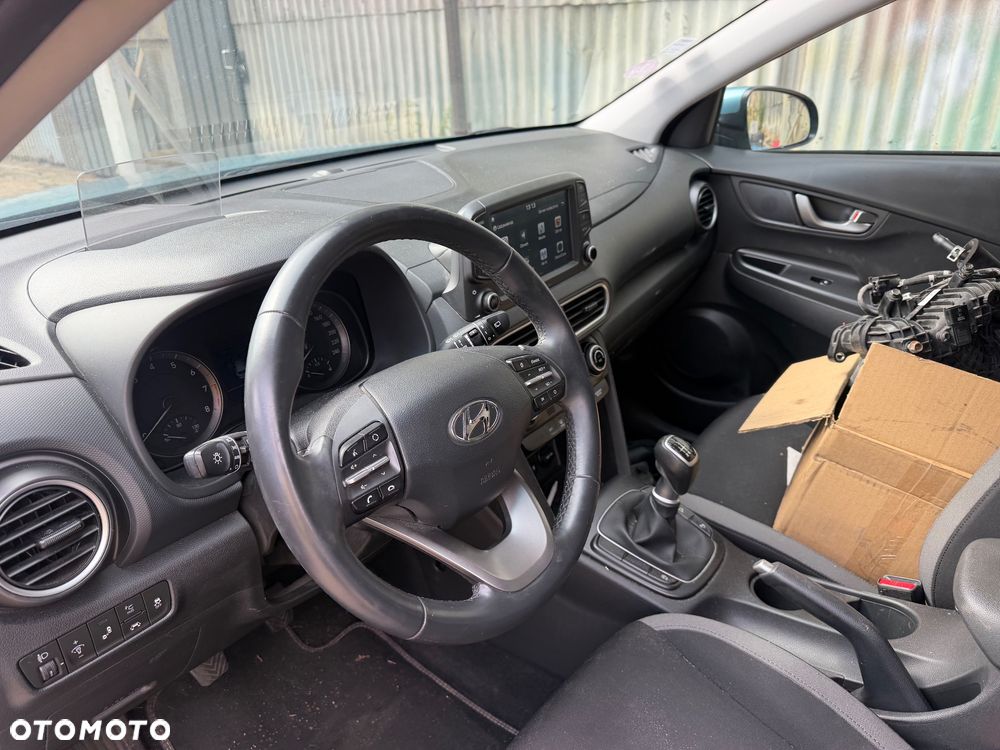Hyundai Kona - 9