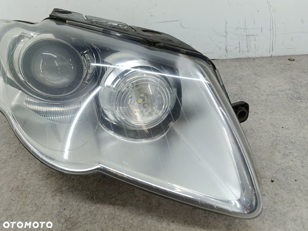 LAMPA PRZÓD PRAWA BIXENON VW PASSAT B6 89312669  3D0907391B 088982  VALEO - 2