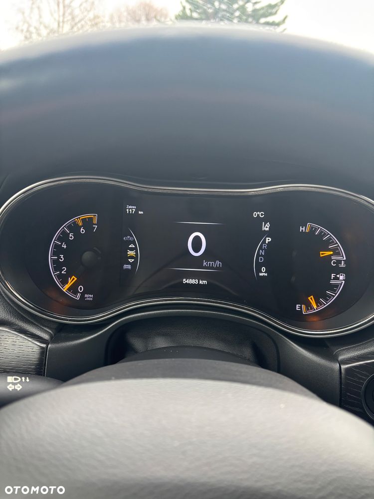 Jeep Grand Cherokee 5.7 V8 HEMI Overland Summit - 10