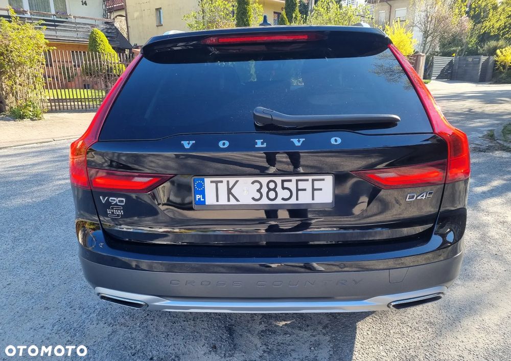 Volvo V90 Cross Country D4 AWD Geartronic Pro - 8