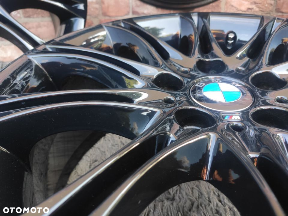 Oryginalne czarne felgi BMW 18 5x120 M pakiet Styling 135 E46 e36 E90 X3 F25 Z3 Z4 E81 E87 F30 E60 F10 F30 F34 JR 7896470 8j ET47 8.5j ET50 7915635576 - 17