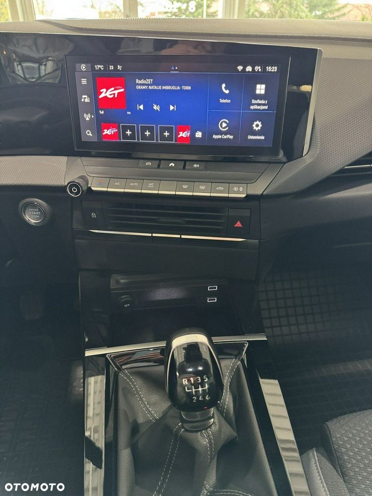 Opel Astra 1.2 T Edition S&S - 18