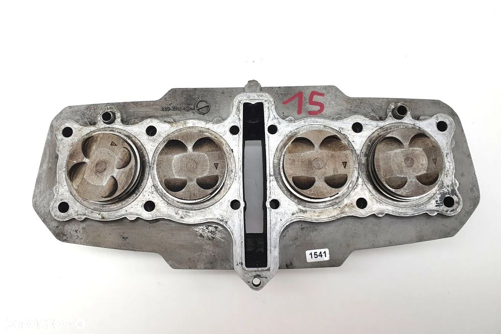 SUZUKI GSX 550 82-88 CYLINDER CYLINDRY BLOK + TŁOKI - 1