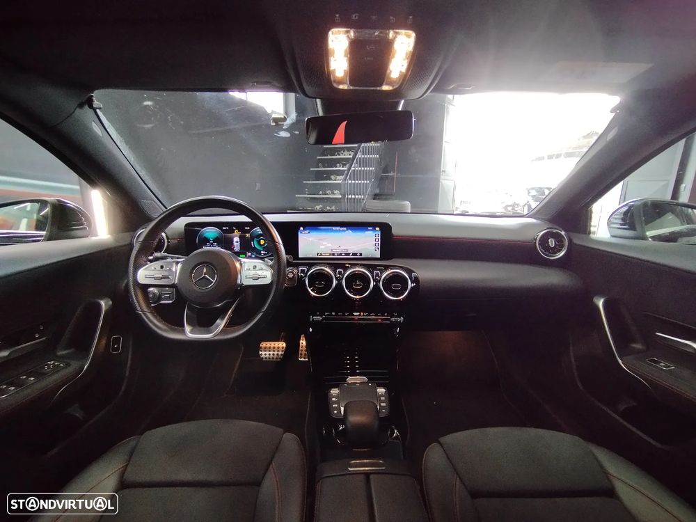 Mercedes-Benz A 250 e AMG Line - 14