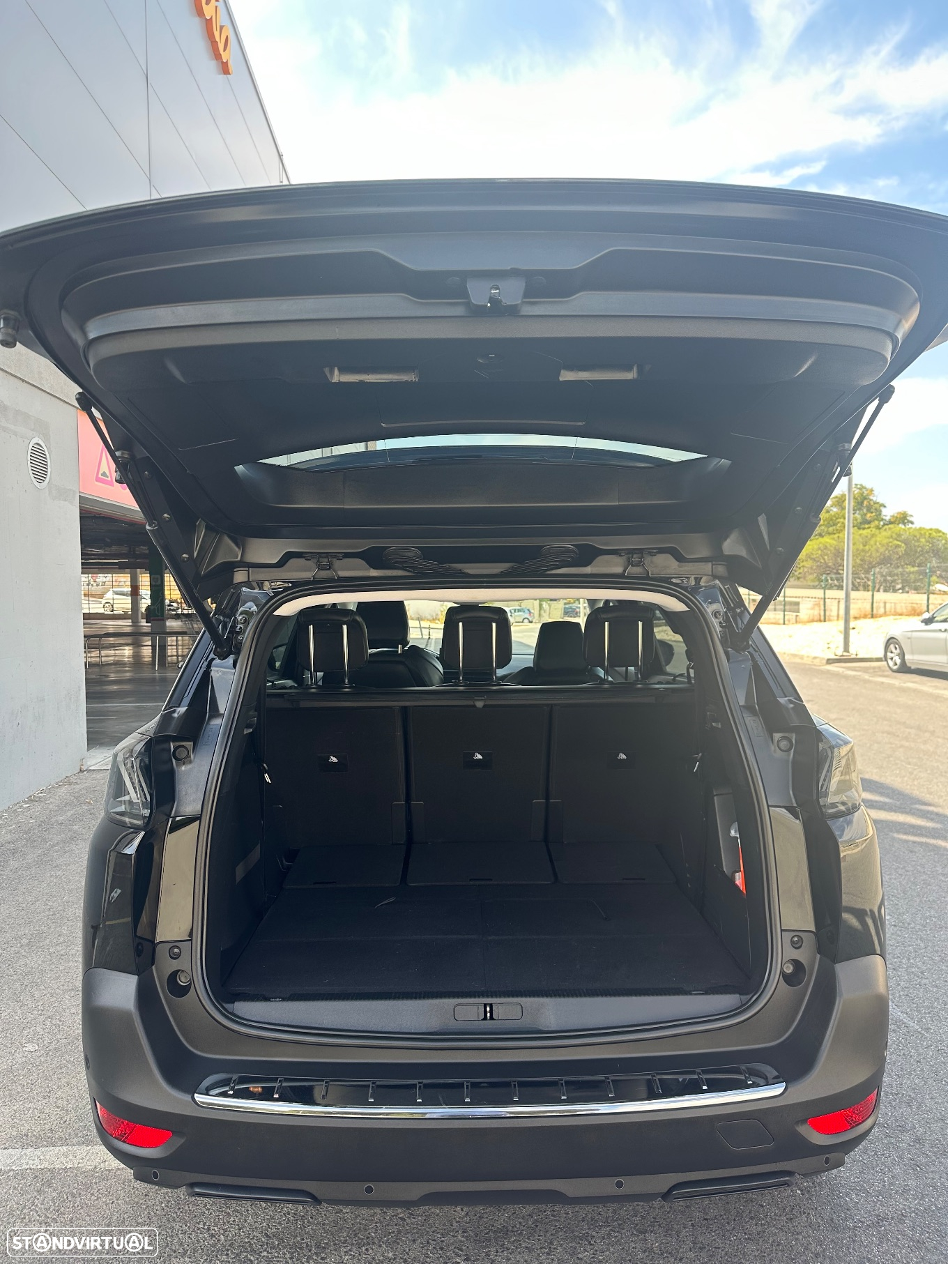 Peugeot 5008 1.5 BlueHDi Allure Pack EAT8 - 14