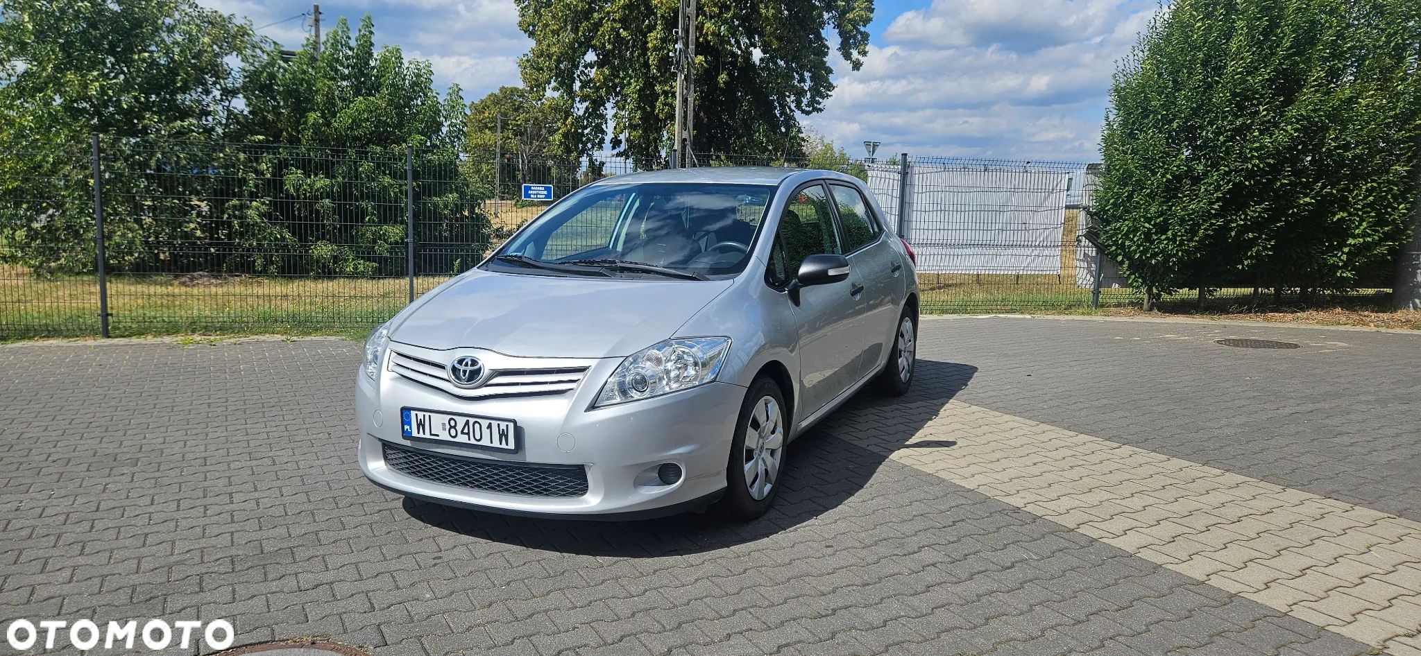 Toyota Auris - 1