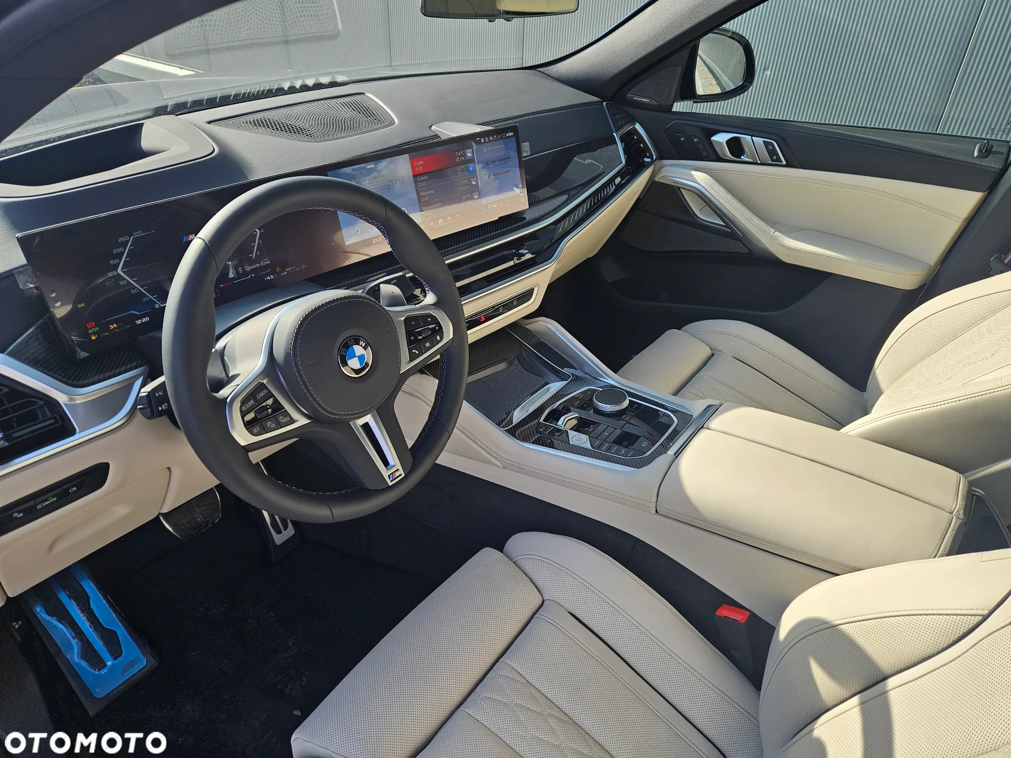 BMW X6 M50i - 15