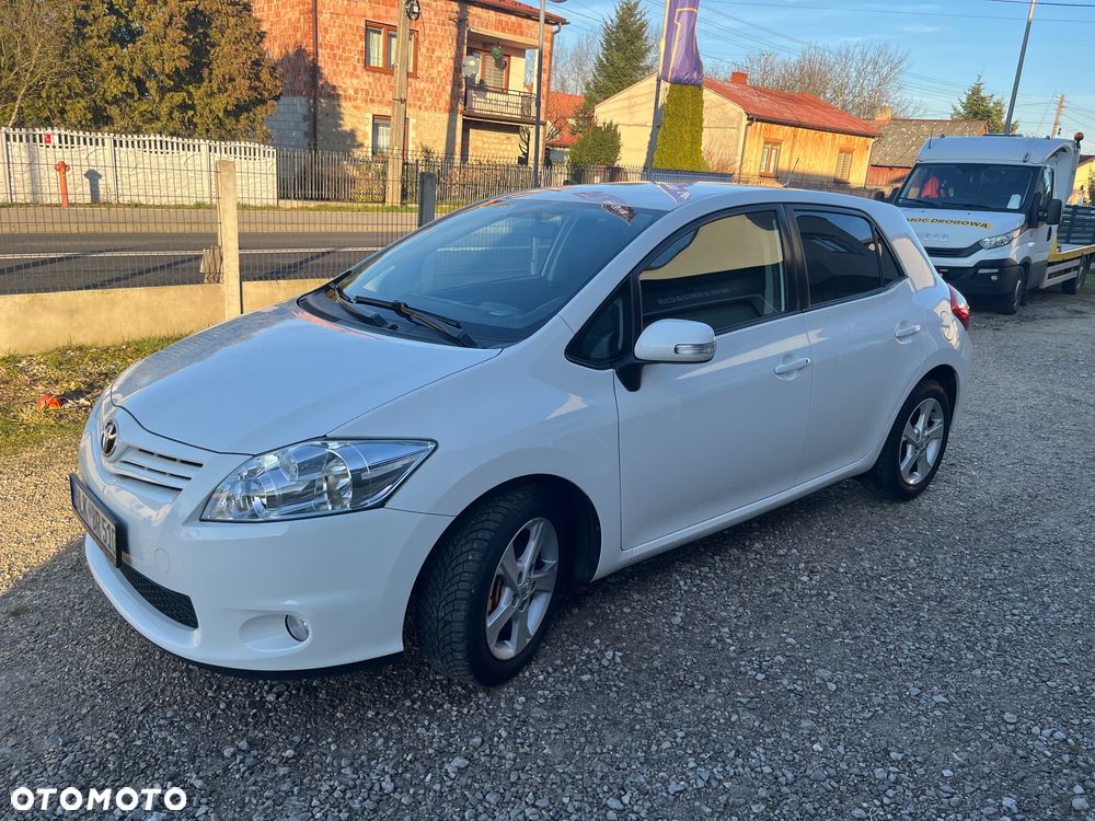 Toyota Auris 1.6 Valvematic Comfort - 5