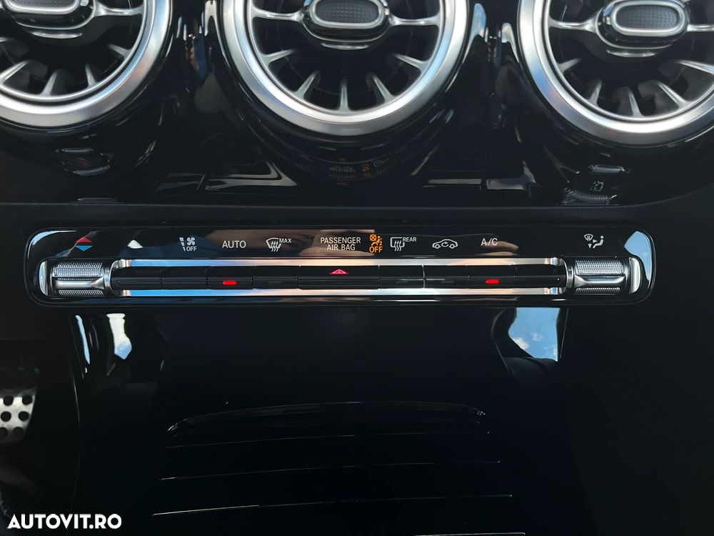 Mercedes-Benz CLA - 21