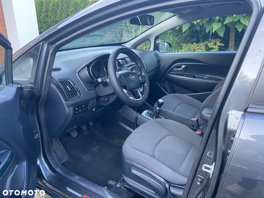 Kia Rio 1.2 M - 9