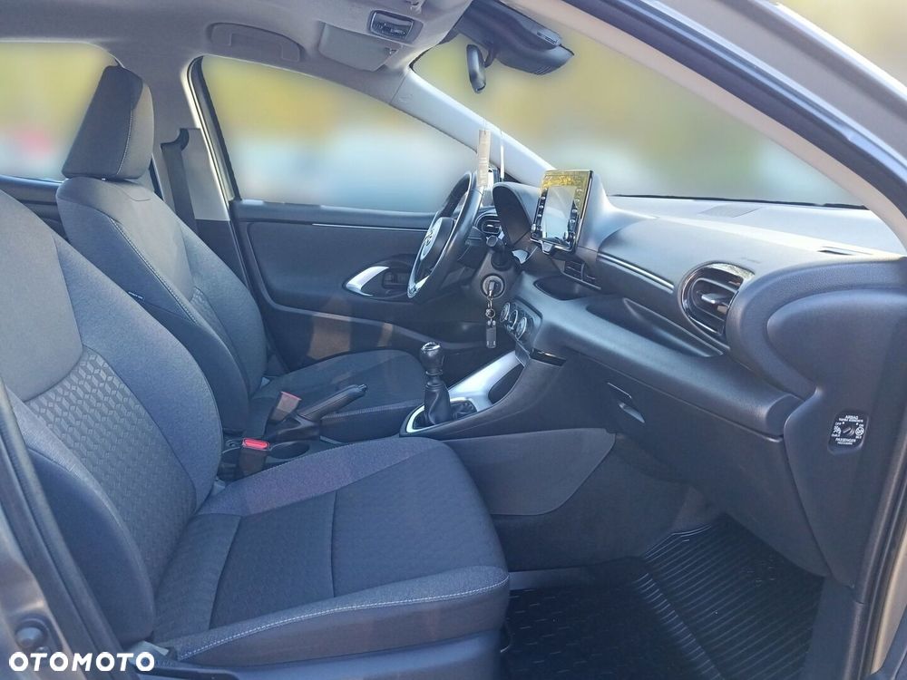 Toyota Yaris 1.5 Comfort - 10