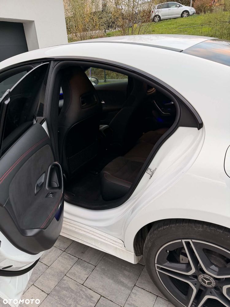Mercedes-Benz CLA - 15