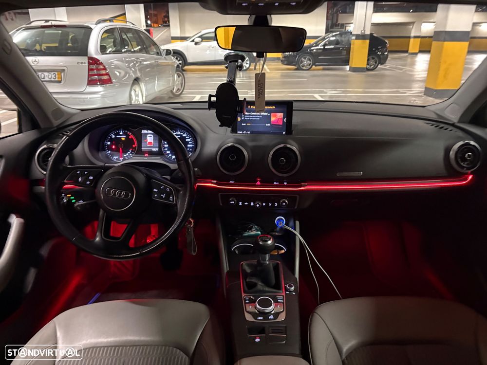 Audi A3 Sportback 1.6 TDI - 17