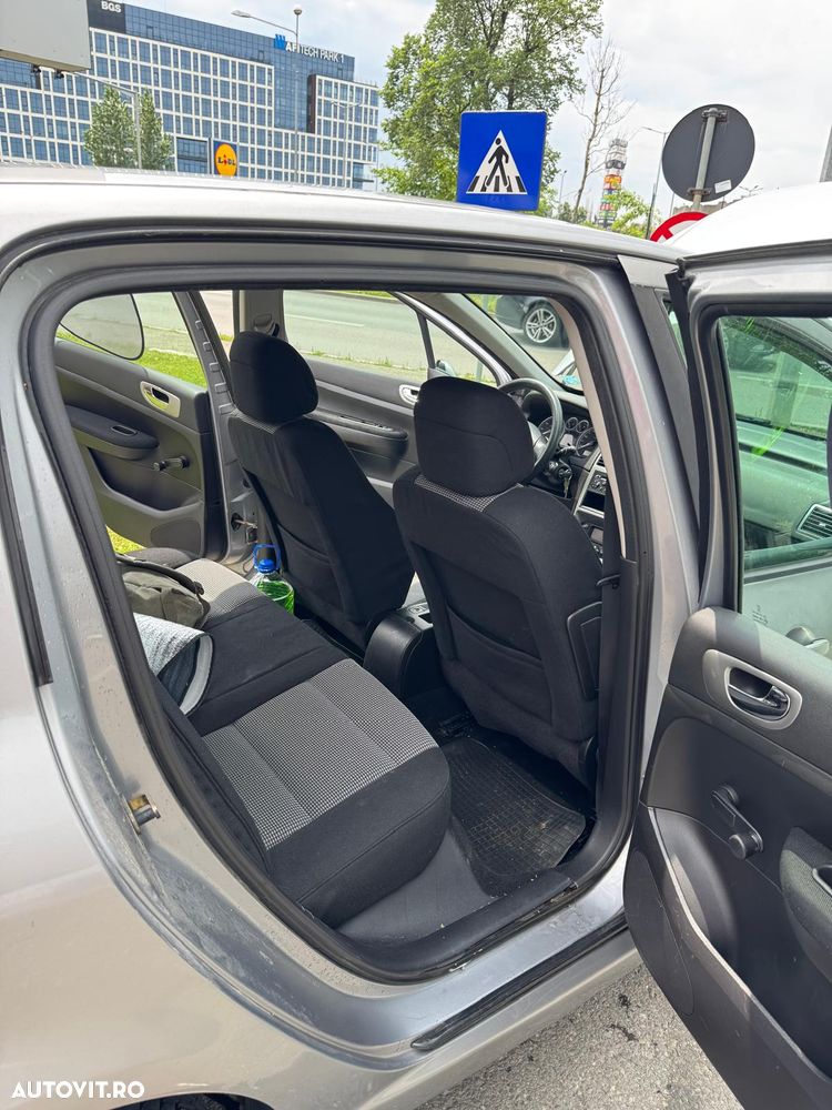 Peugeot 307 1.6 XT Premium - 12