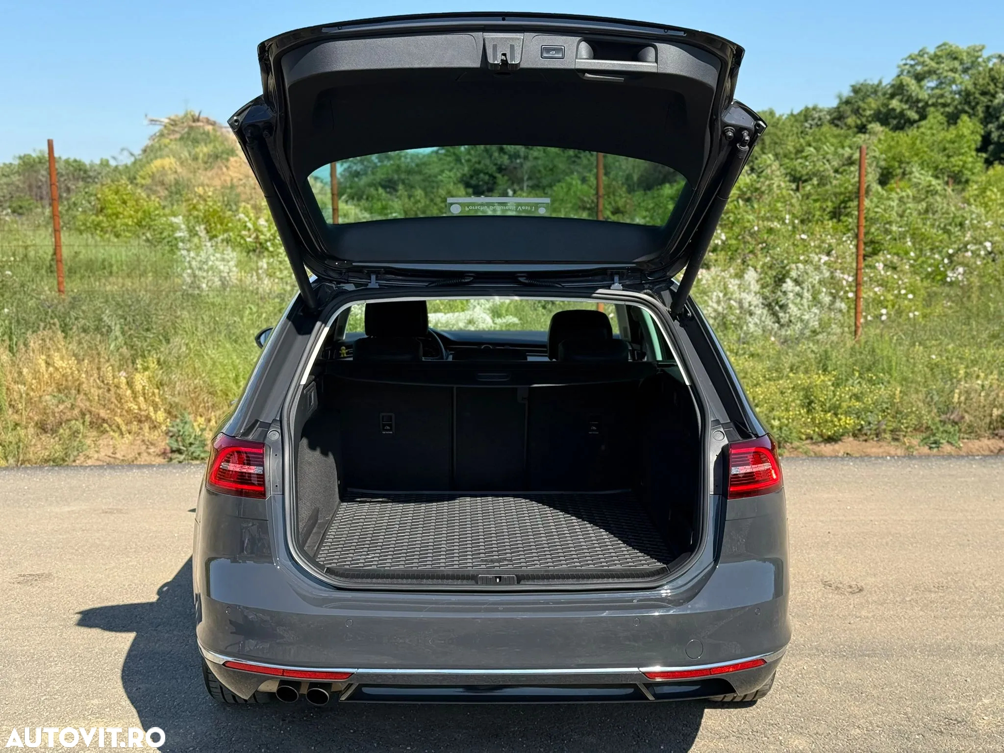 Volkswagen Passat Variant 2.0 TDI DSG 4Motion Highline - 15