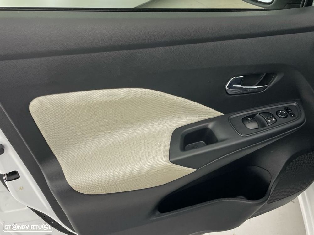 Nissan Micra 1.0 G Acenta - 17
