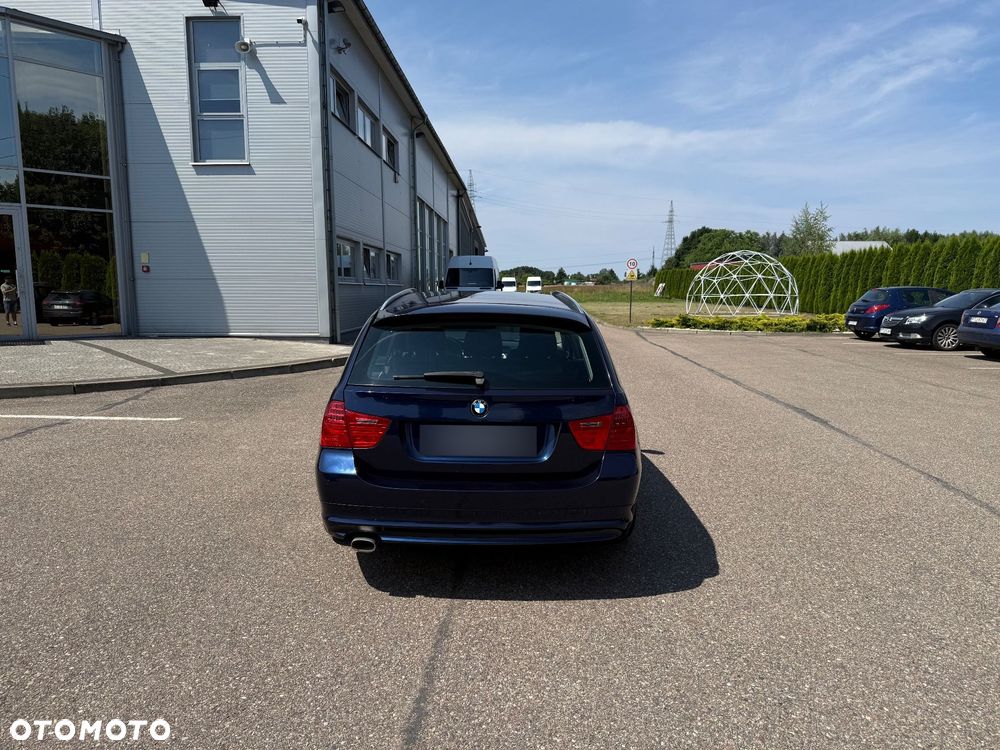 BMW Seria 3 318d - 8