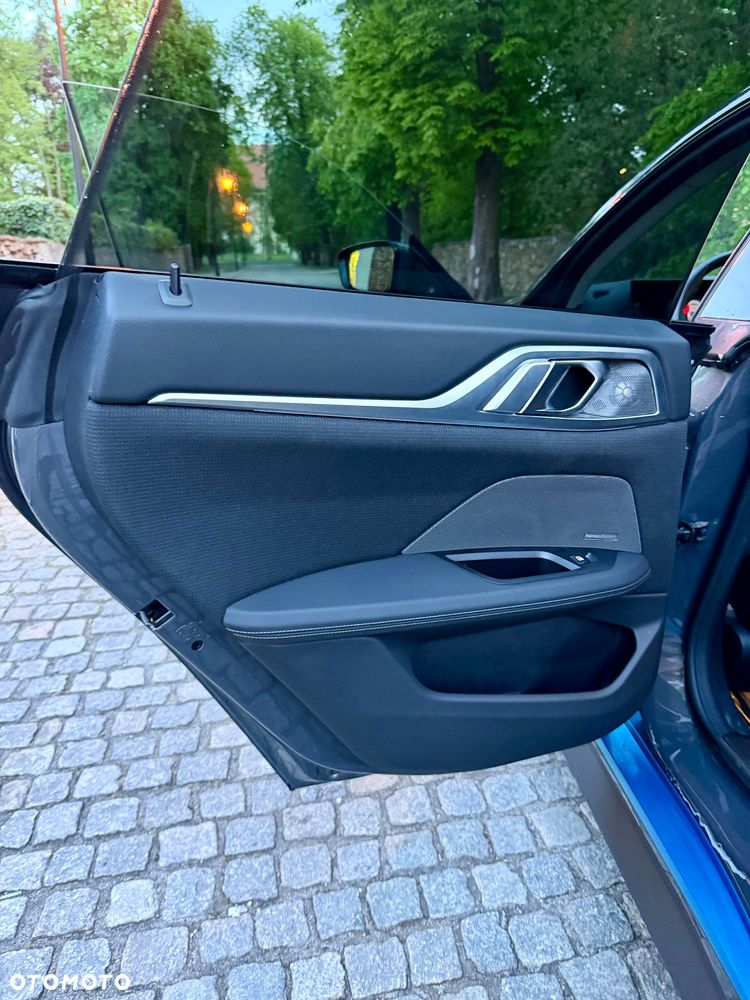 BMW i4 eDrive35 Gran Coupe - 25
