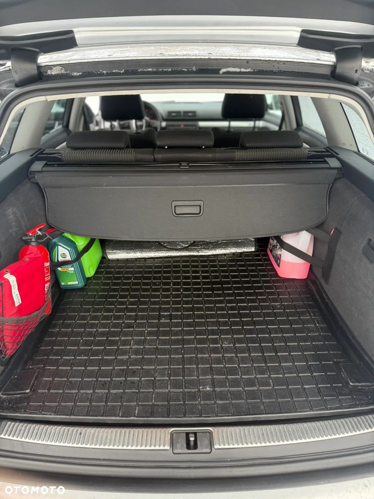 Audi A4 Avant 1.8T - 12