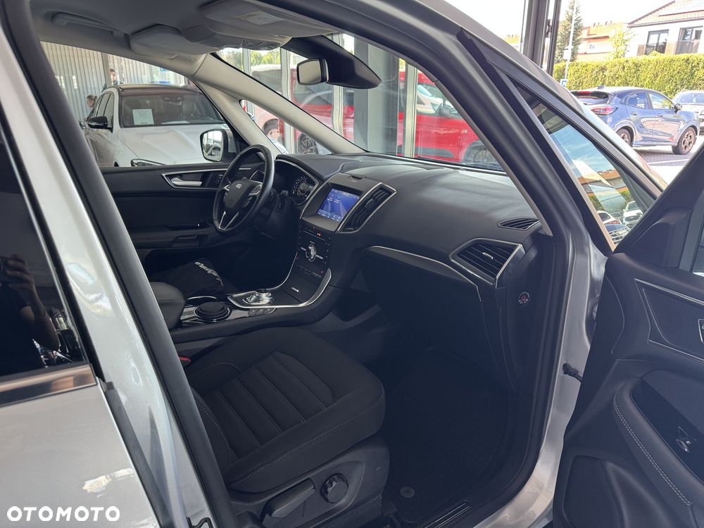 Ford Galaxy - 39