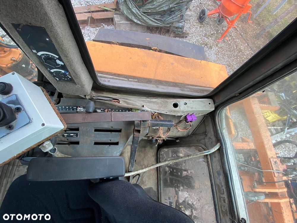 Renault 106-54 z kosiarką boczną - 22