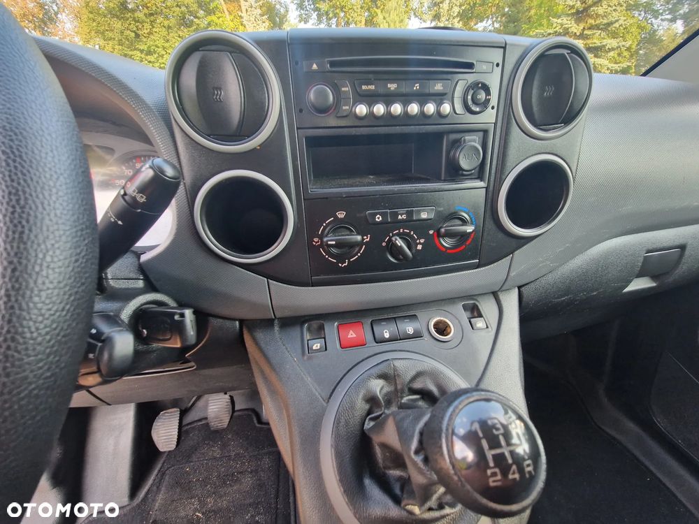Peugeot Partner - 8