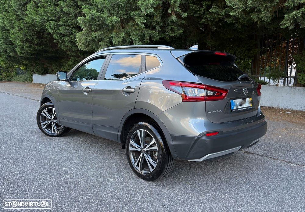 Nissan Qashqai 1.2 DIG-T N-Connecta RS 18 - 2