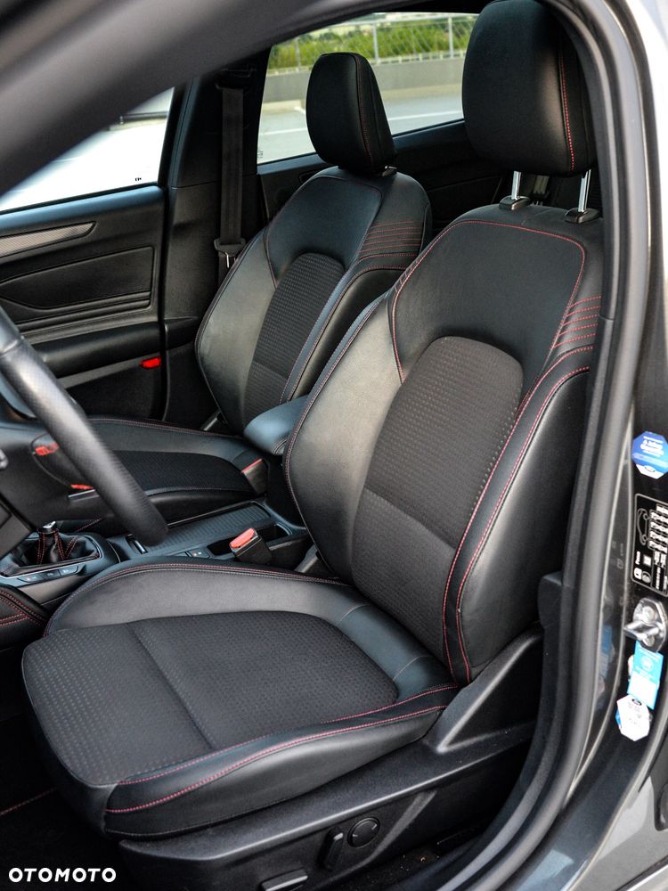 Ford Focus 1.5 EcoBoost ST-Line - 25