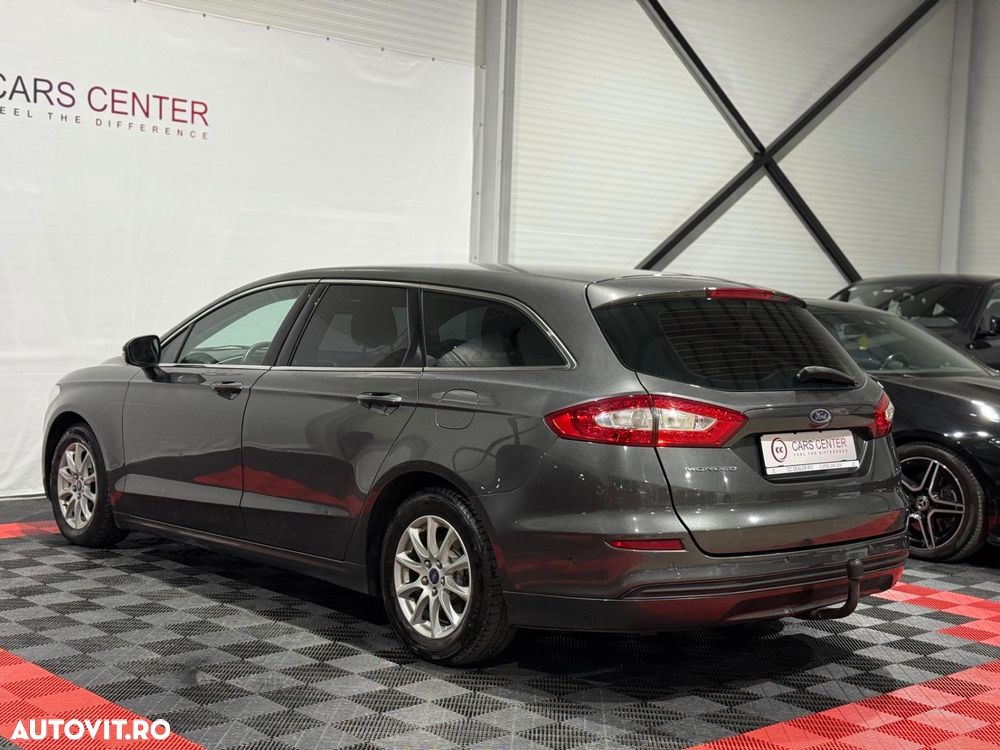 Ford Mondeo 2.0 TDCI PowerShift Business Class - 4