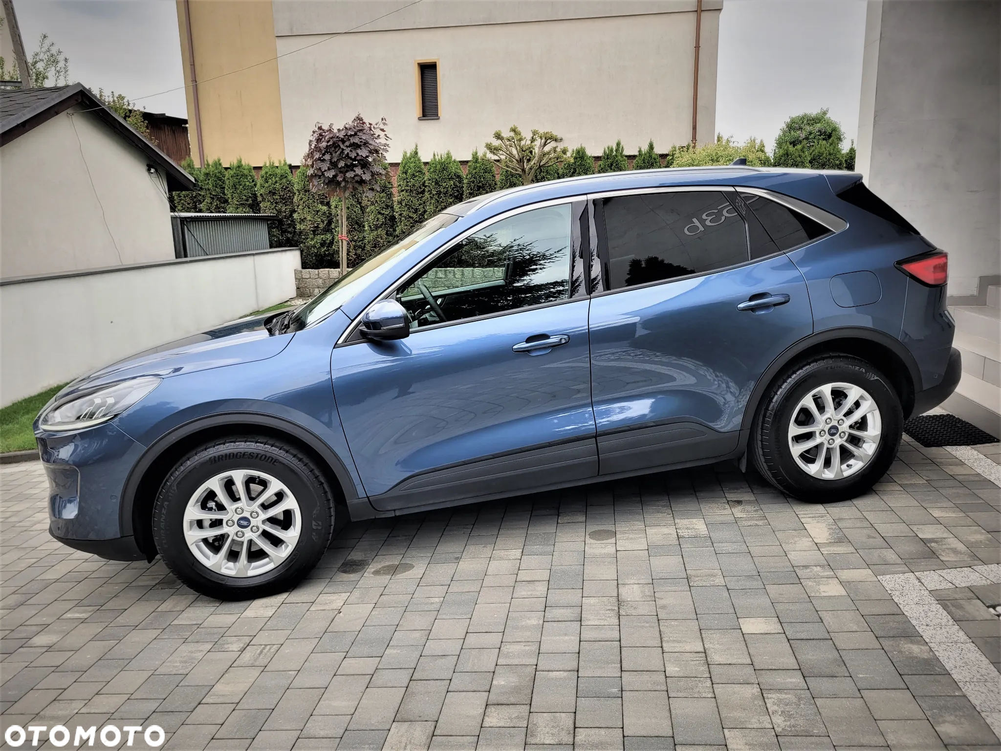 Ford Kuga 2.5 Duratec FHEV 4x4 GRAPHITE TECH EDITION - 17