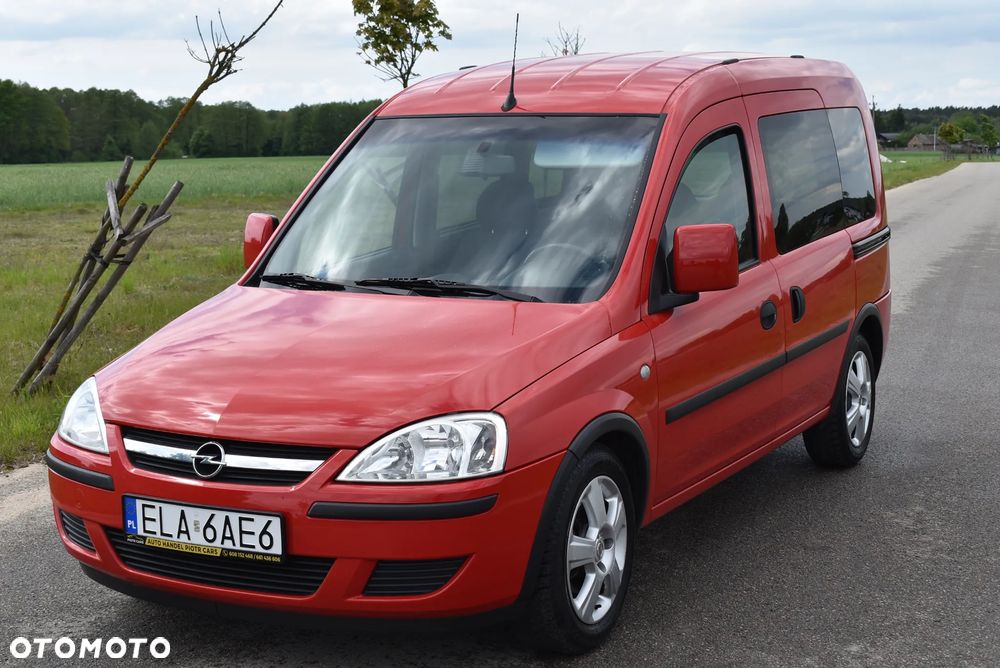 Opel Combo Tour Color Edition - 17