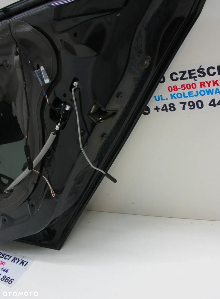 BMW 1 E87 Drzwi Tył Prawe  Black Sapphire Metallic - 7