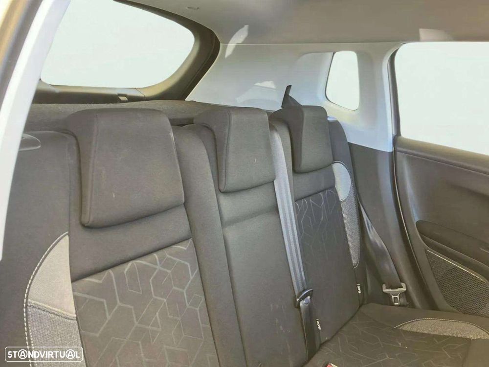 Peugeot 2008 1.2 PureTech Style - 16