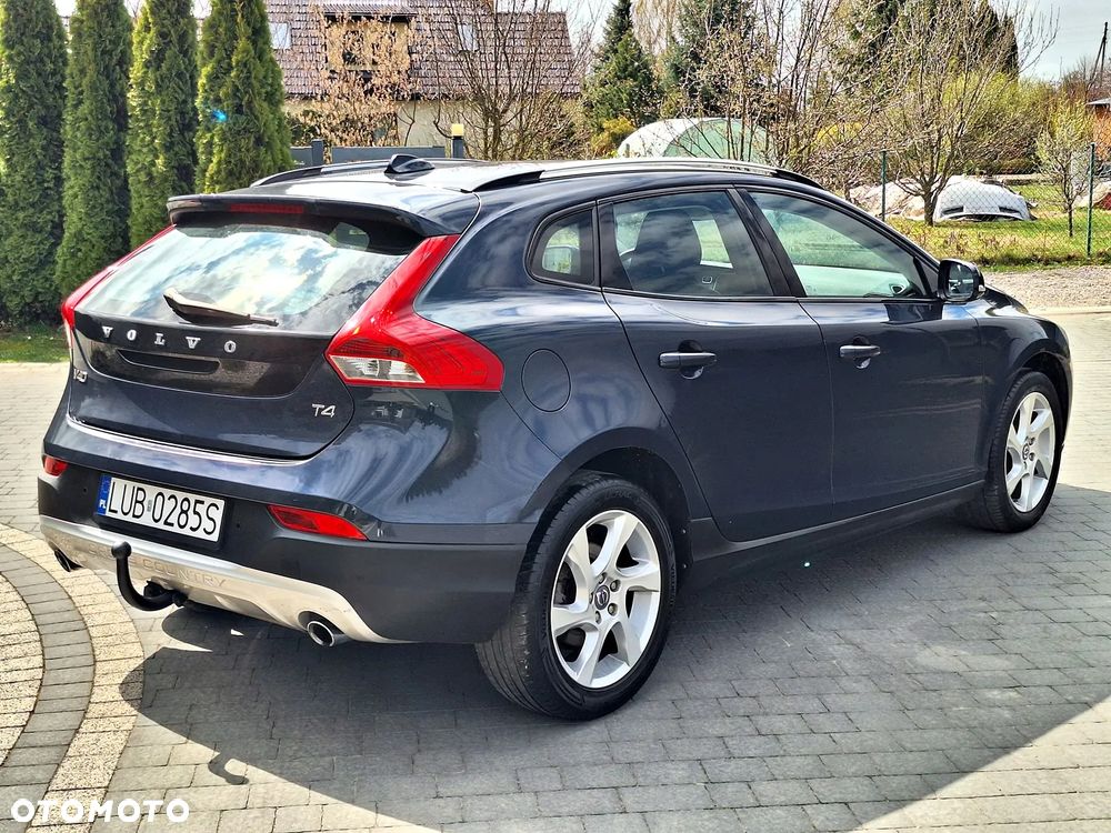 Volvo V40 Cross Country T4 Momentum - 9