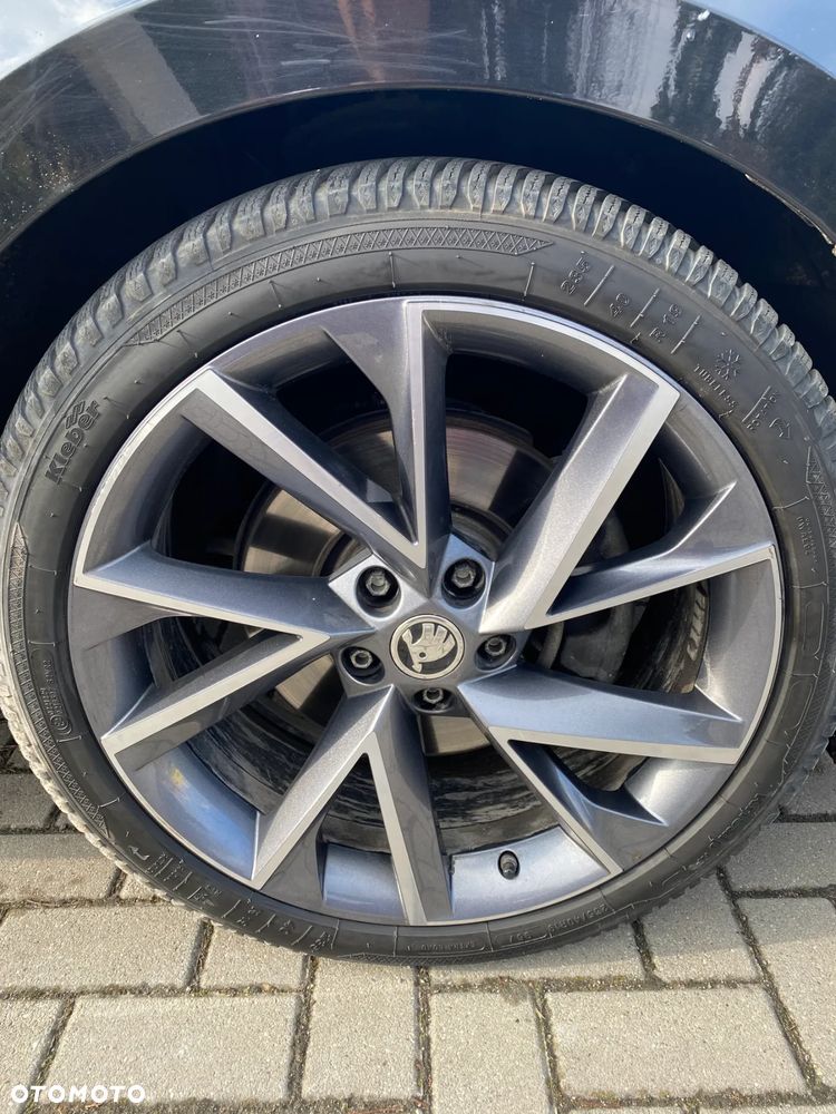Skoda Superb 2.0 TDI 4x4 Sportline DSG - 11