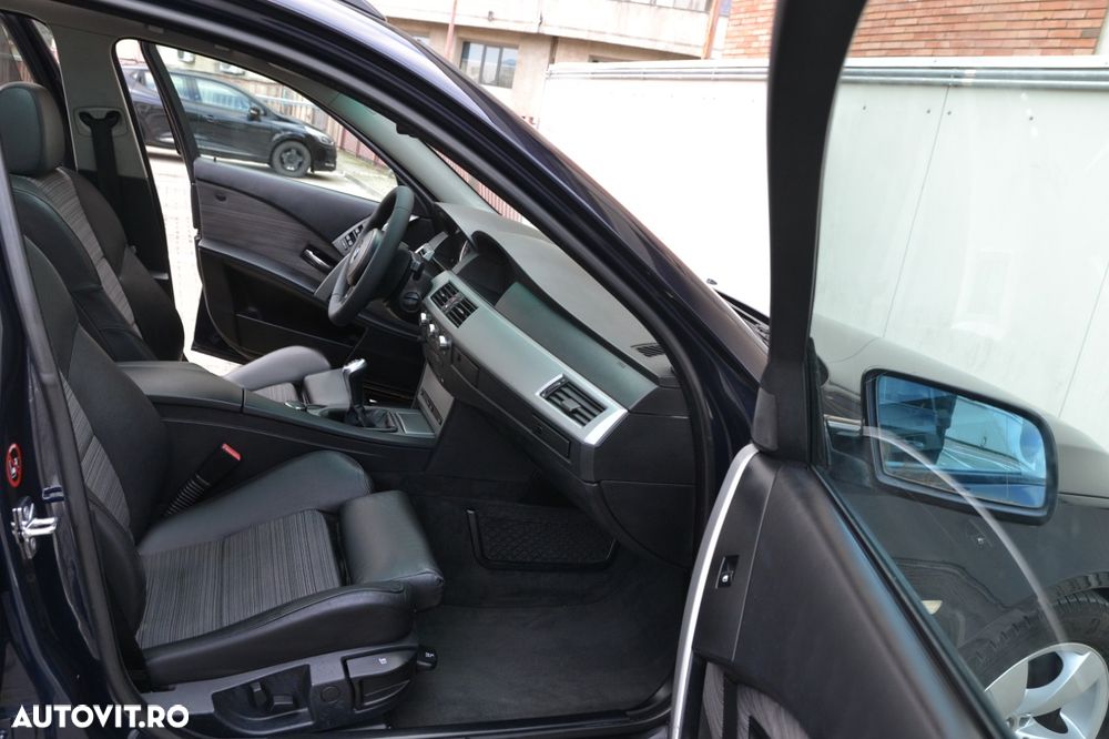 BMW Seria 5 520d Touring - 21