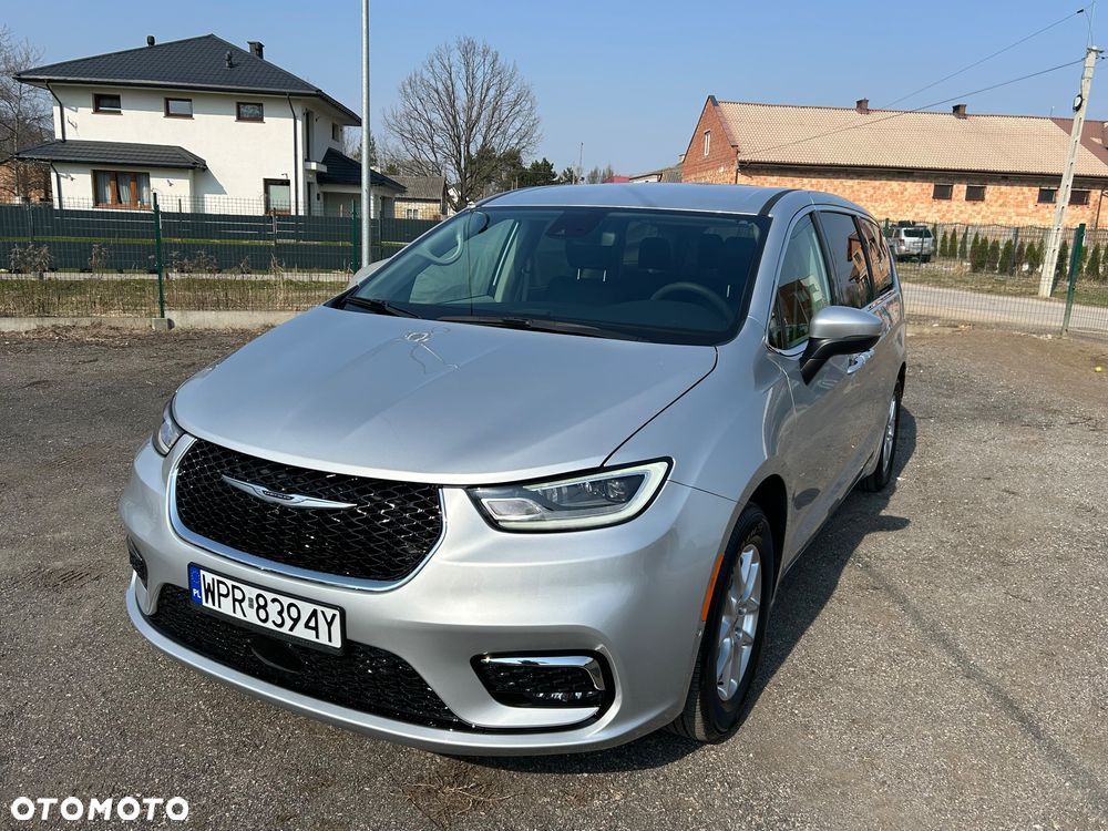 Chrysler Pacifica - 6