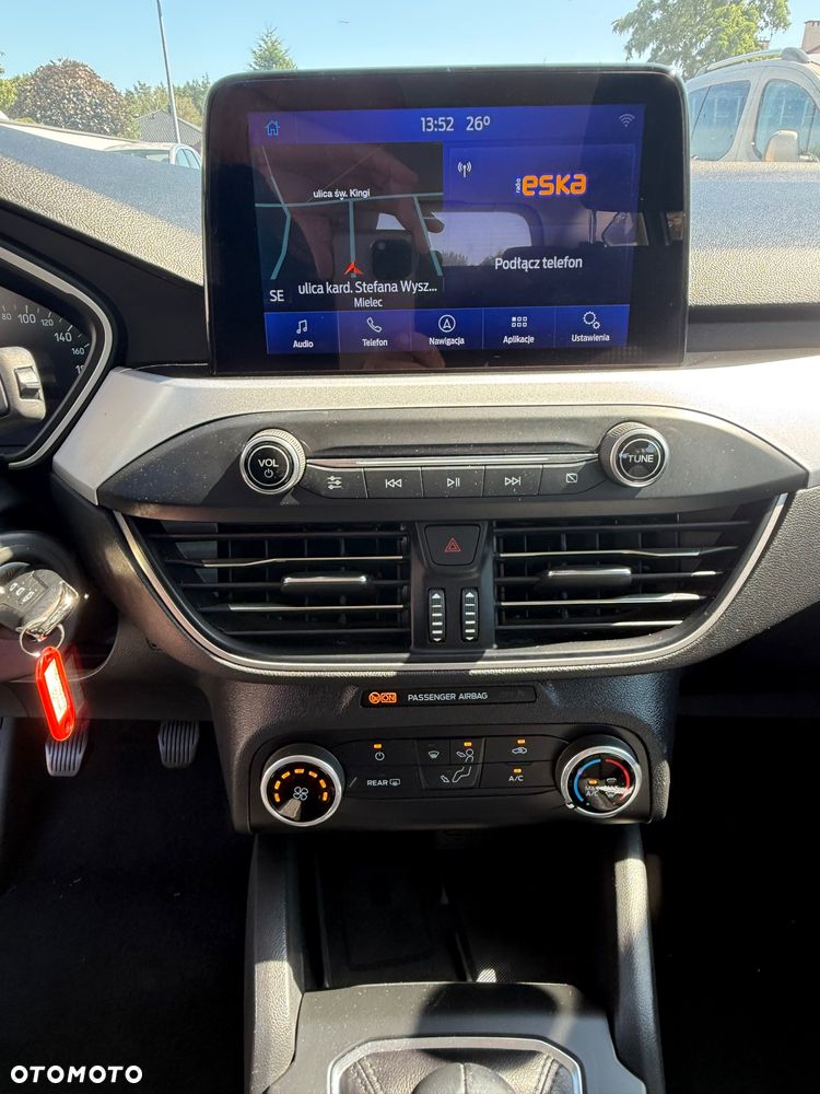 Ford Focus 1.5 EcoBlue Start-Stopp-System COOL&CONNECT - 10