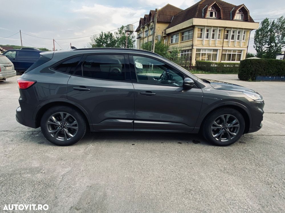 Ford Kuga 2.5 Duratec FHEV ST-LINE - 6