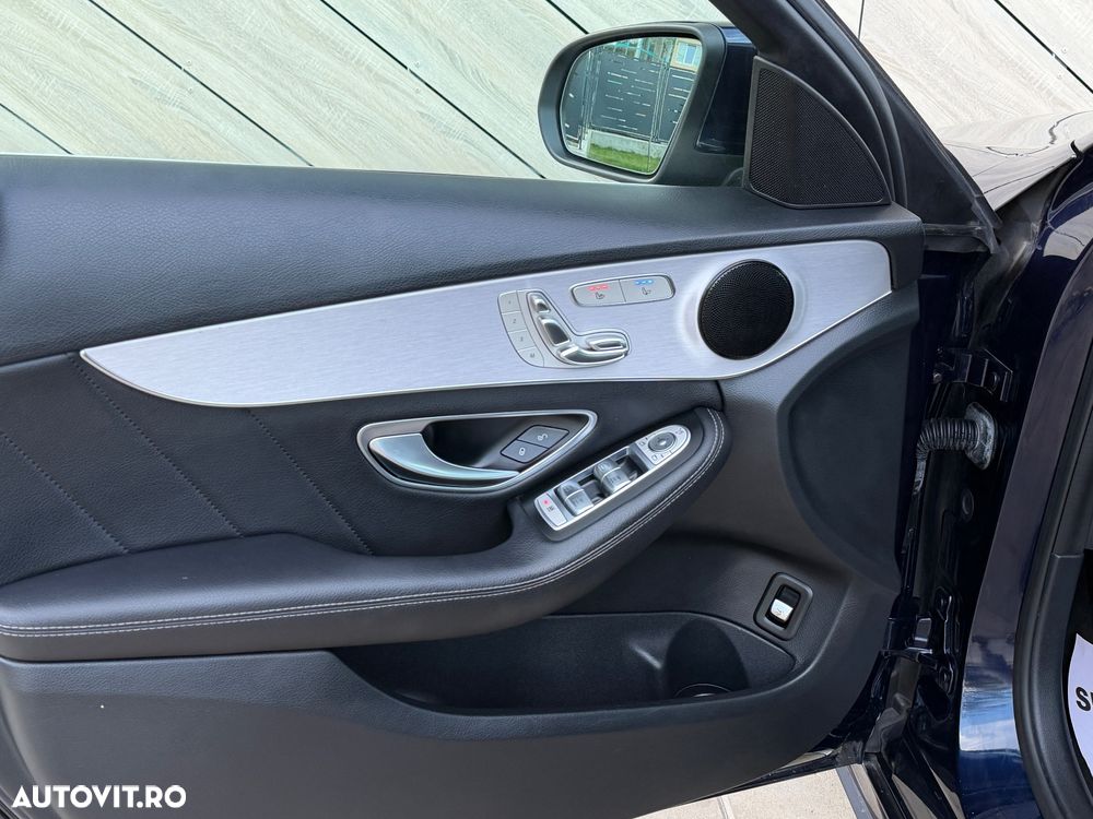 Mercedes-Benz C 200 MHEV - 33