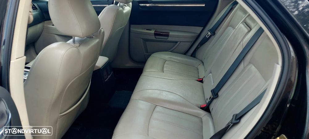 Chrysler 300 C 3.0 CRD - 8