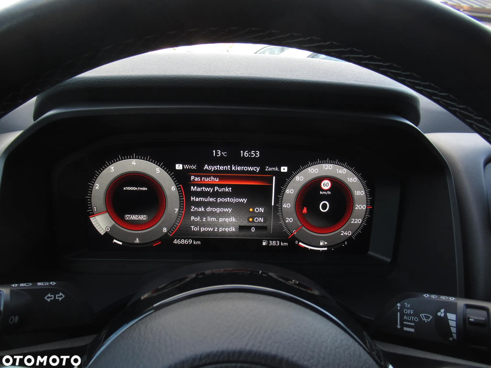 Nissan Qashqai 1.3 DIG-T N-Connecta - 32