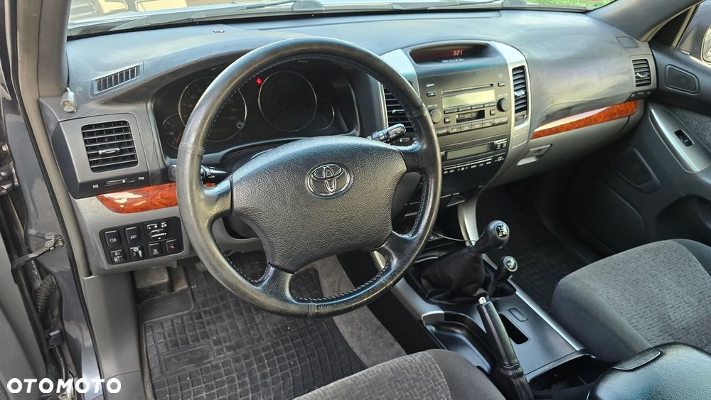 Toyota Land Cruiser 3.0 D Luna Comfort - 10
