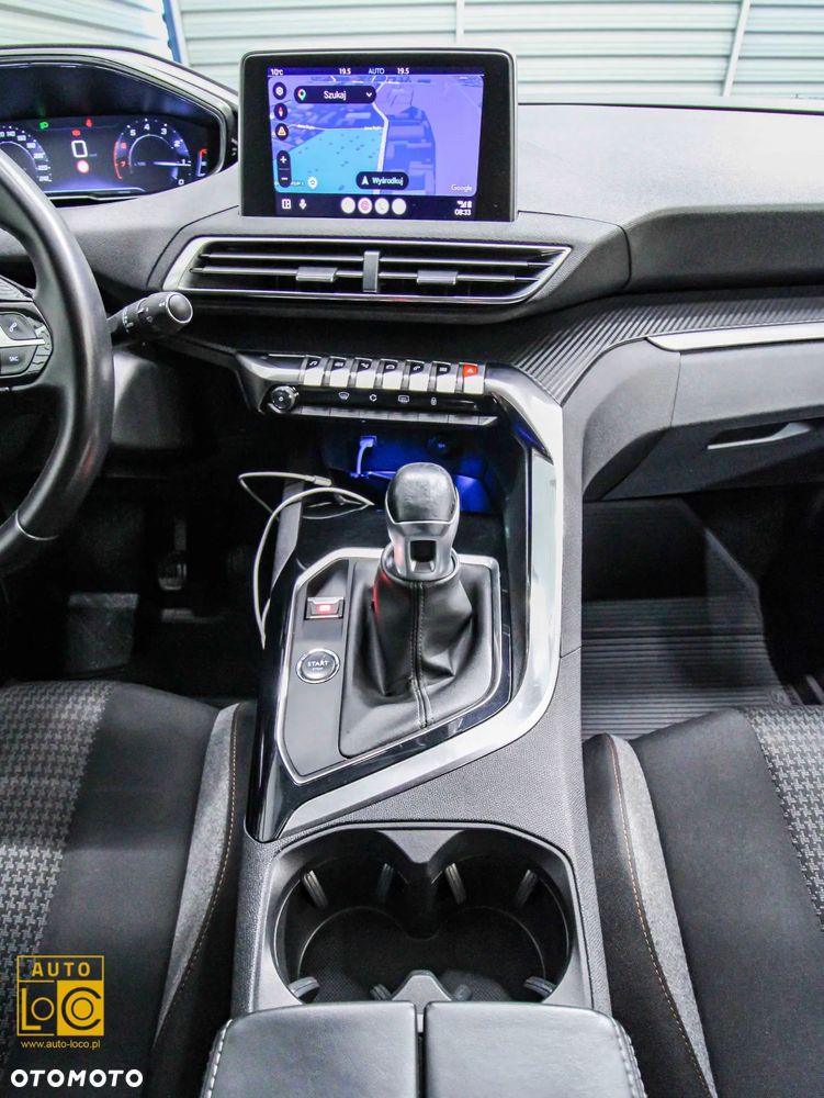 Peugeot 3008 PureTech 130 Stop & Start GPF Allure - 16