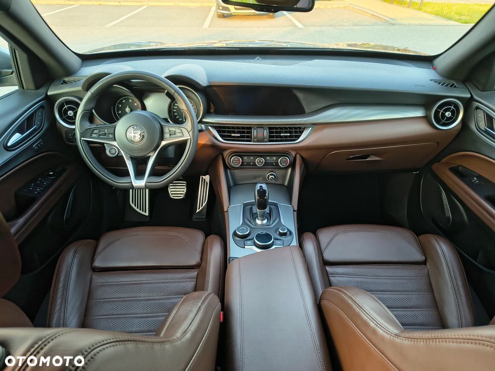 Alfa Romeo Stelvio 2.0 Turbo Executive Q4 - 9